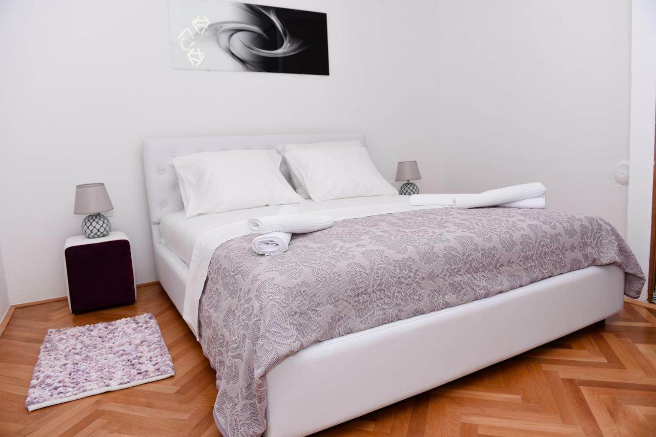 Lux Apartman Casablanca Pluzine Exterior photo